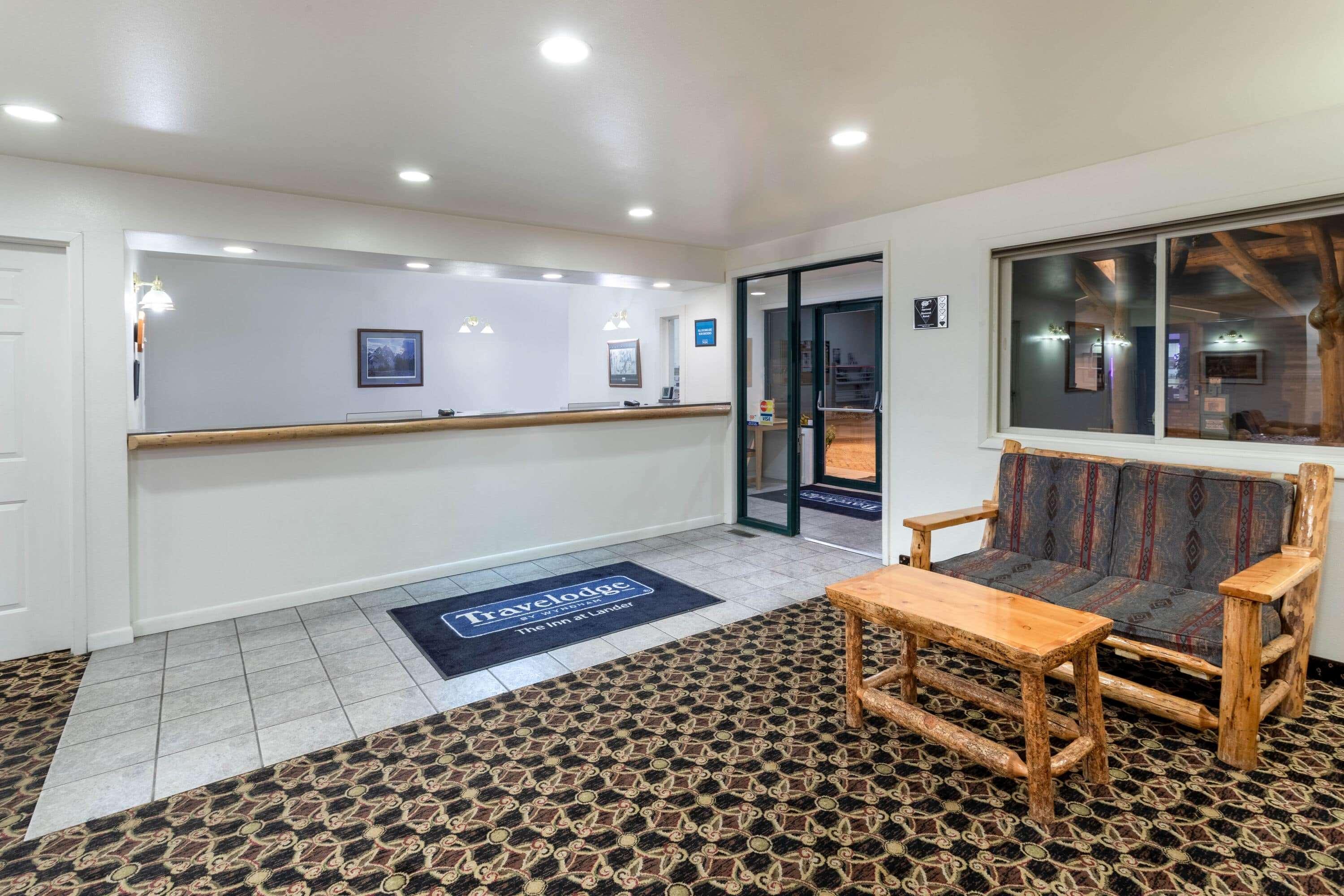 Inn At Lander, Travelodge By Wyndham Exterior foto